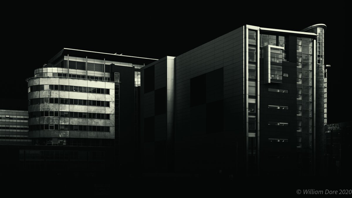wmdore_images's tweet photo. Some more darkness for #fsprintmonday & #wexmondays #appicoftheweek #glasgow #Monochrome #nikon #architecturephotography #toned #dcwow https://t.co/gUyu1Nyz3r