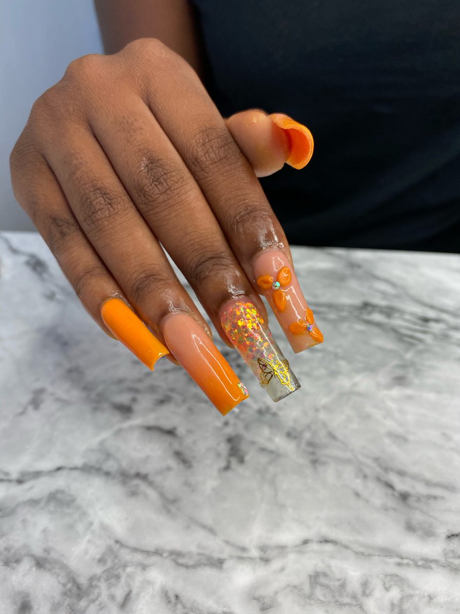 trapnailzz's tweet photo. Juicy Mangooooo🥭 #uknailtech #acrylicnails https://t.co/arjaqcTgXZ