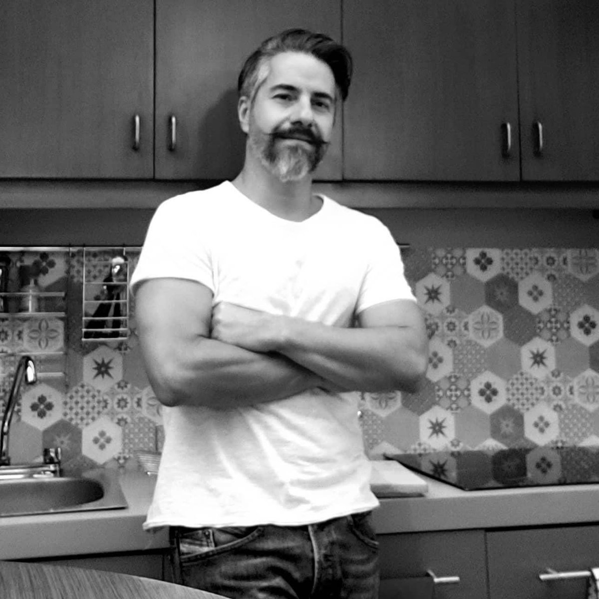 mendozamel's tweet photo. De mis orgullos y de pilón mi gran amigo @moiarizmendi | Gordito love | El Mejor Actor #talentomm @MMAgency_ https://t.co/tdEPeivrCE