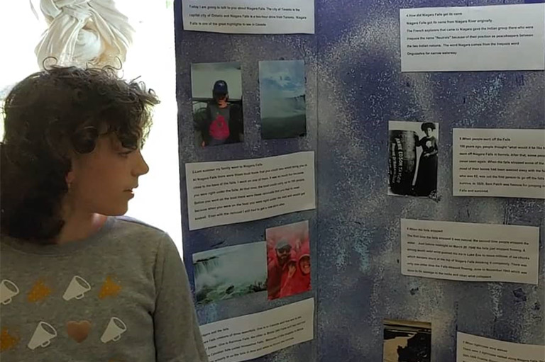 CanadasHistory's tweet photo. Check out the videos made by #NovaScotia's Young Citizens to learn more about #NiagaraFalls and the Payzant family murder. https://t.co/KtzqddVkxC
#CdnHist #CdnEdu #HistoryClass #StudentHistorians https://t.co/jsxZcXZbLt