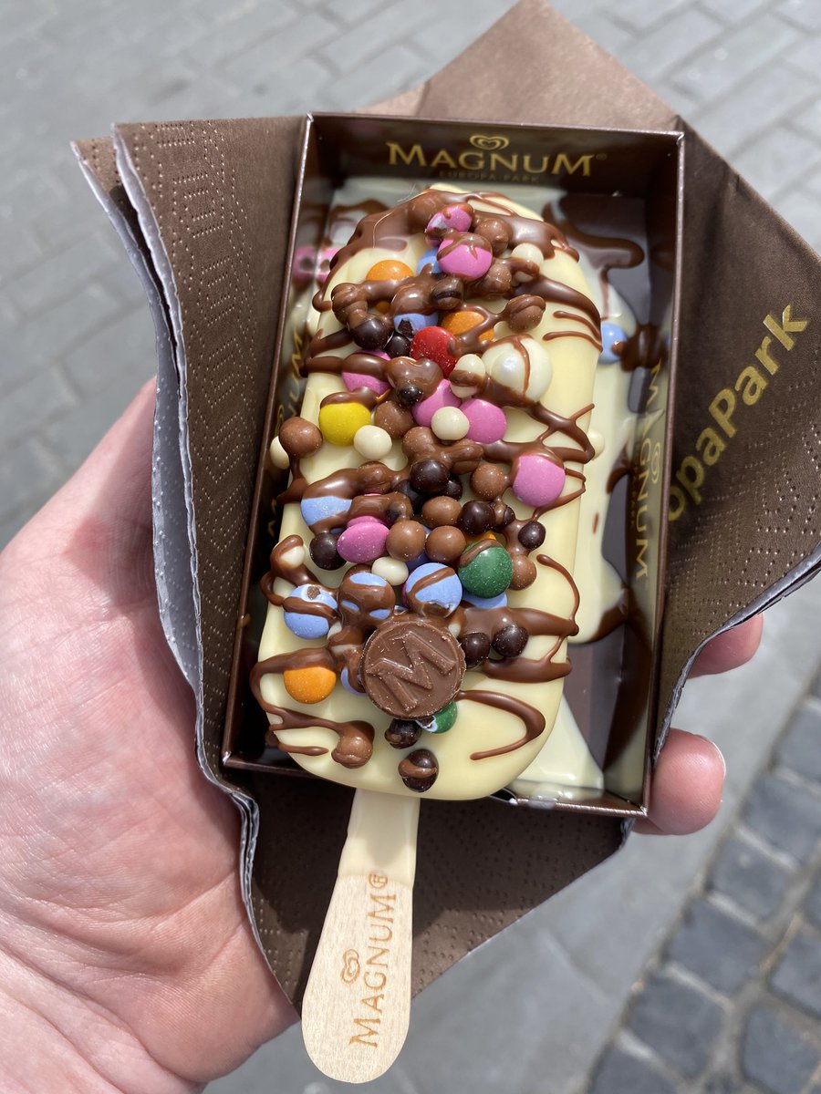 💬 jonathan tweet media