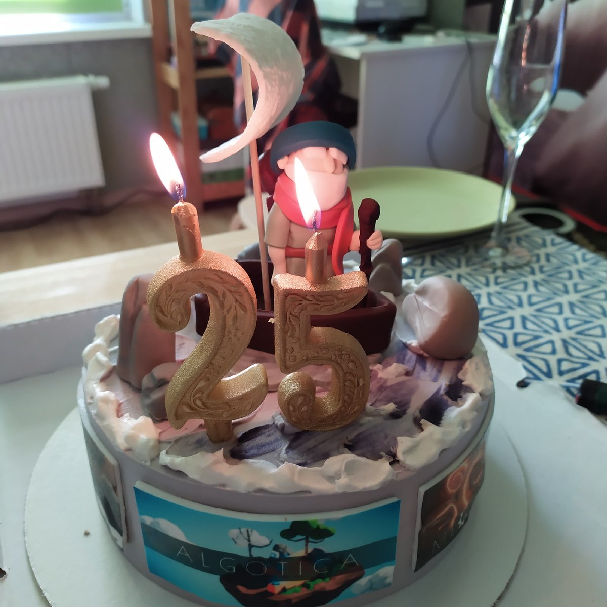 #gamedev #selfloss #indiegame Got this majestic cake from my parents today. So happy