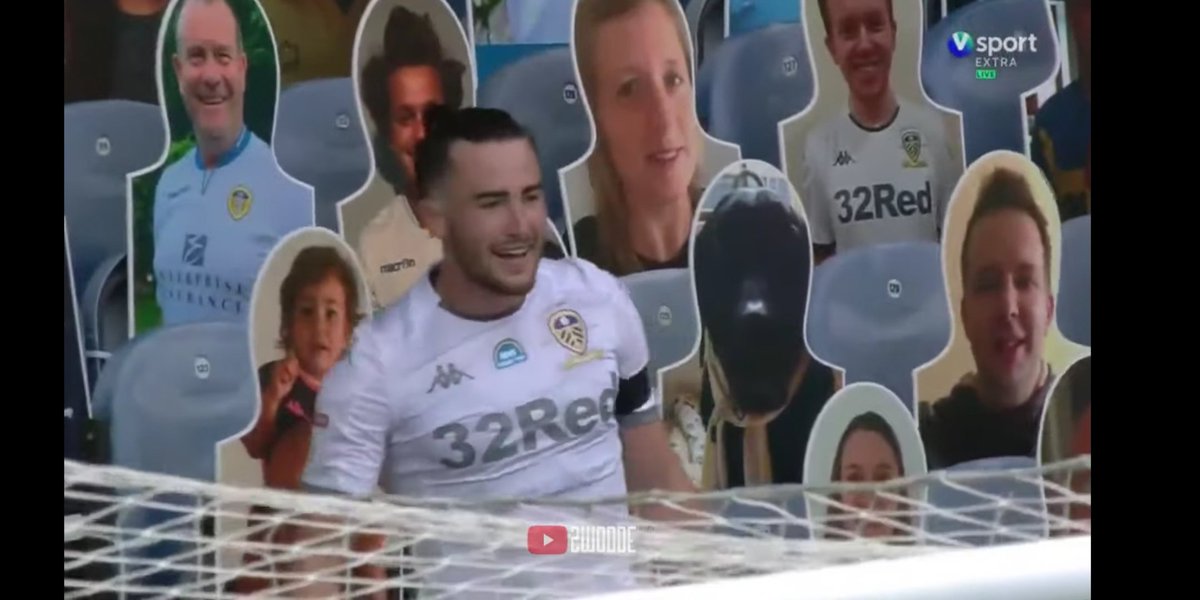 reckoner29's tweet image. @Harrison_Jack11 just wanted to thank you for showing us where our boy is, he's there to bring you lads luck! We lost him 13 weeks ago &amp;amp; this made our day 😇💝 so happy he's behind the goal in the kop 😂
and STUNNING team goal 🔥🔥🔥 @LUFC