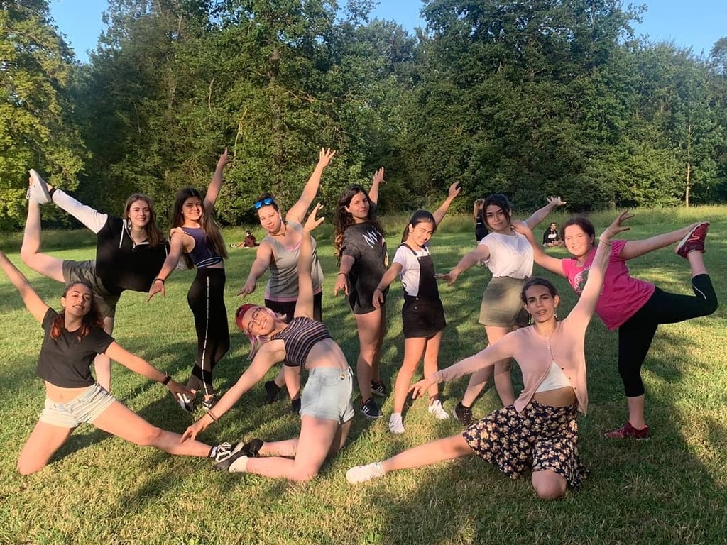 IllusionInline's tweet photo. Fin de temporada 2019-2020✨
Primera temporada juntas y las que nos quedan por delante. Gracias a todas las Illusions por momentos tan inolvidables💙
.
.
.
.
.
.
#inlinefigureskating #artisticinlineskating #inlineskating #inline #inlineskate #inlineartistic #artisticinline #fi… https://t.co/zTlzvPTlK1