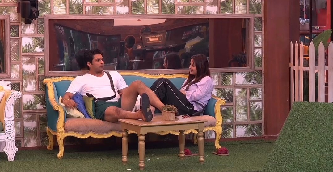 Mereko nahi pina hai toh m jaake pi leta hu pta h problem degi or wo problem de rhi h prr m wo krta hu toh jb tk tu iss ghr m hai jb tk m iss ghr m hu baat krr rahe h nahi krr rahe hai main Kbhi bhi nhi chaunga ki tujhpe problem aaye yaa tu kissi problem m pade yaa tu thik na rhe