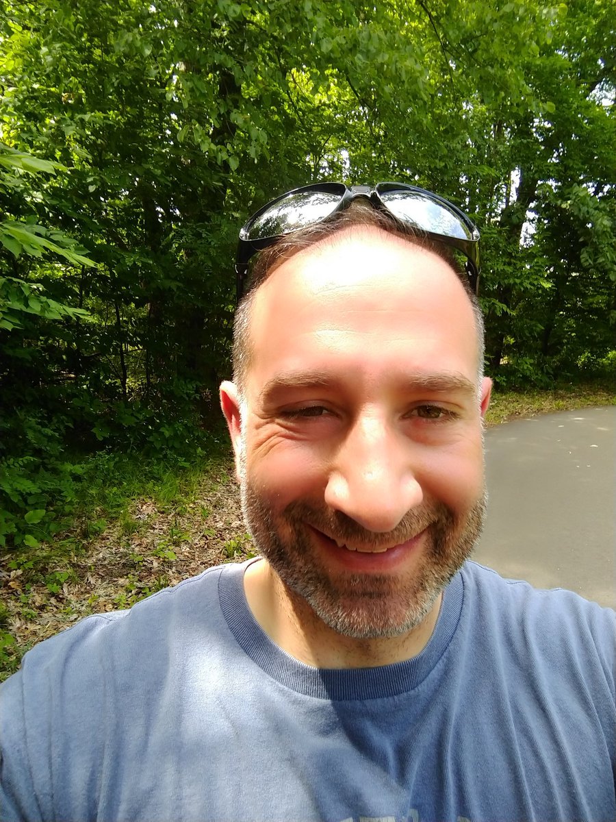 anthonylovero's tweet photo. Another nice day! @NAFCareerAcads #FowardTogether #InsideVerizon #IAmVZ #BeFutureReady https://t.co/n5AiOQpJaO https://t.co/T4vqFKFl92
