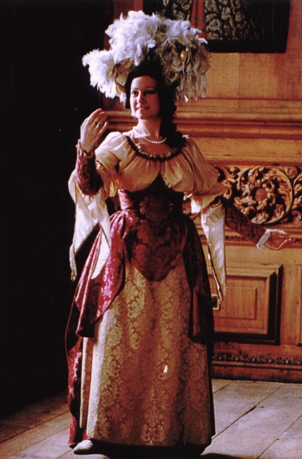 **FREE ZOOM LECTURE**
Wednesday July 8th 7pm (GMT+1) “Choreographing in the Baroque style”
Speaker: Philippa Waite
To Register: contact Lottie hdslectures@gmail.com
@LottyEwartdance <a href="/GranthDanserye/">Grantham Danserye</a> <a href="/NorwichDance/">Norwich Historical Dance</a> <a href="/EarlyDanceCirc/">Early Dance Circle</a>