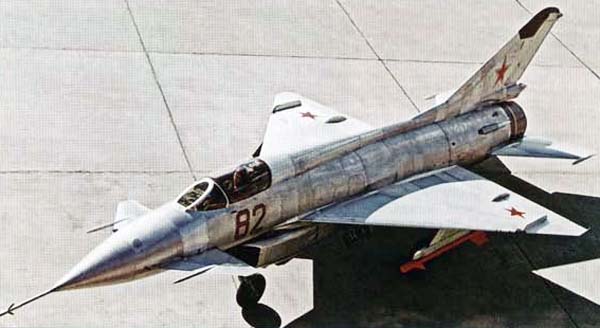 Ron Eisele on Twitter: "29 June 1962. First flight of the Mikoyan/Gurevich Ye-8/2. Second prototype supersonic jet fighter developed from and to replace the MiG-21. Powered by a Tumansky R-21 turbojet.… https://t.co/avU1sxtv1k"