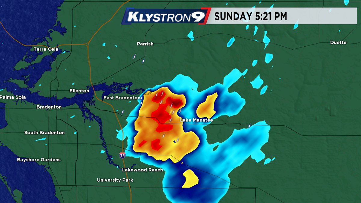 Heavy thunderstorm is from Lake Manatee to Rye, Manhattan and Fort