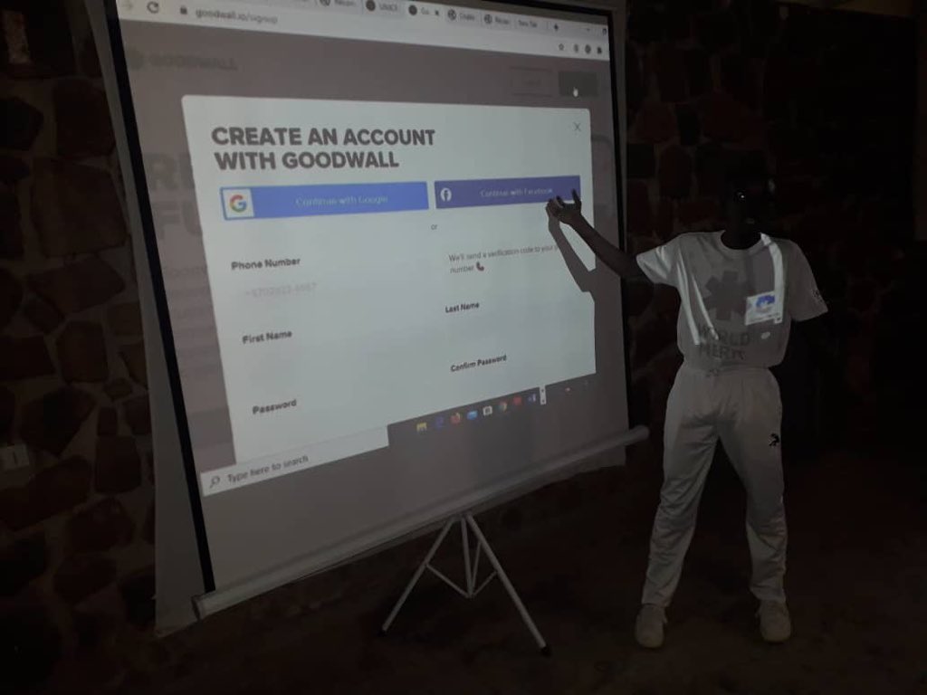 WorldMeritBI's tweet photo. Before participating in the UNICEF’s Covid-19 Challenge, we host the Training of our volunteers and teach them how they will help teenagers in design thinking and how to take the challenge via @Cartedoapp. @NLinBurundi @UNICEF_Burundi  @UNICEF  @UNICEFinnovate https://t.co/iPM8pAJFT6