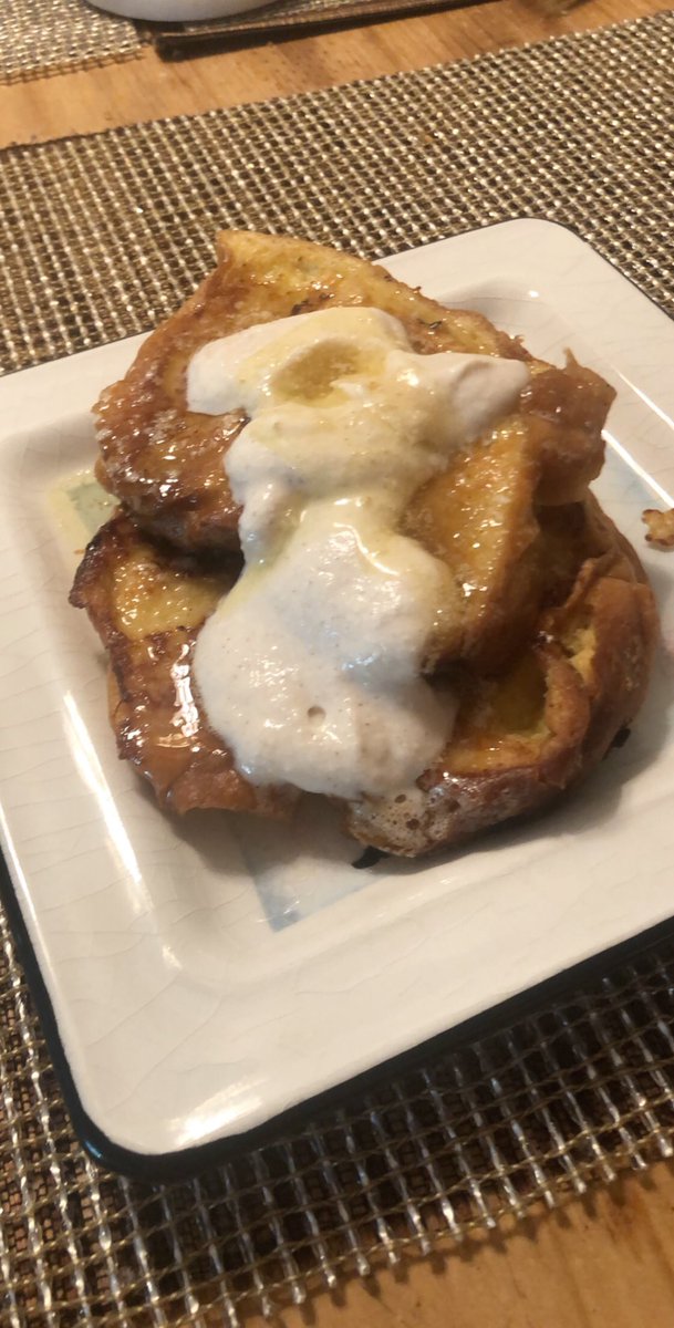 lizsmartelli's tweet photo. Shoutout to Chrissy Tiegans recipes for feeding us for the last 3 months https://t.co/CqpOA3CtQ2