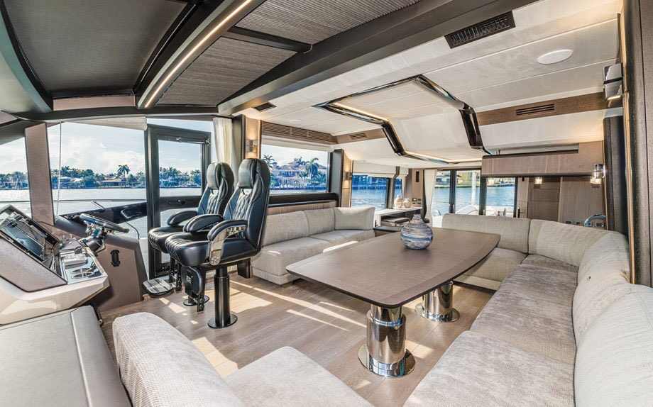 ireland_solar's tweet image. This is an amazing motor yacht. Galeon 680 fly. Stunning build. #peterfa #luxyachtcharter #yacht #charter #Ireland #Mediterranean luxury holidays of a lifetime.