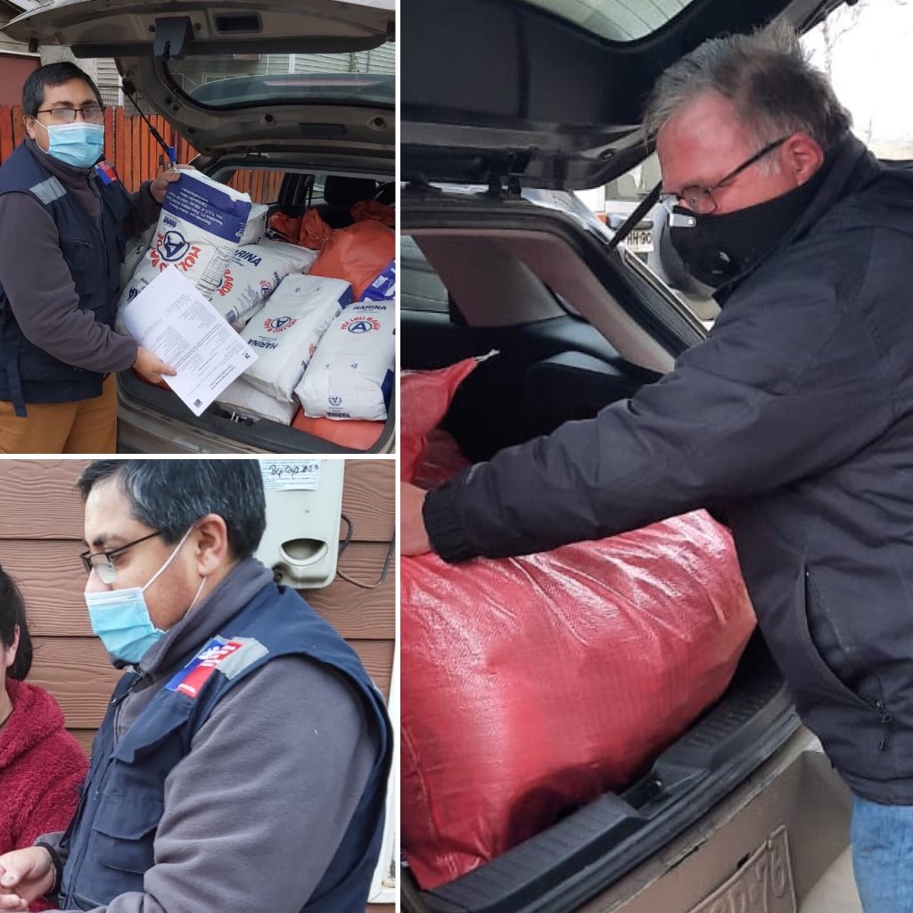 MintrabAysen's tweet photo. 📦Finalizamos una nueva jornada apoyando como @MintrabAysen #hoy la distribución de #AlimentosParaChile #Coyhaique , coordinado por la @GobProvCoyh @intendenciaysen 💪🏼cumpliendo con el mandato del Presidente @sebastianpinera 
#CuidemonosEntreTodos 

@CRodriguezLagos @MarioGarayV https://t.co/Fk5FHJZfPJ