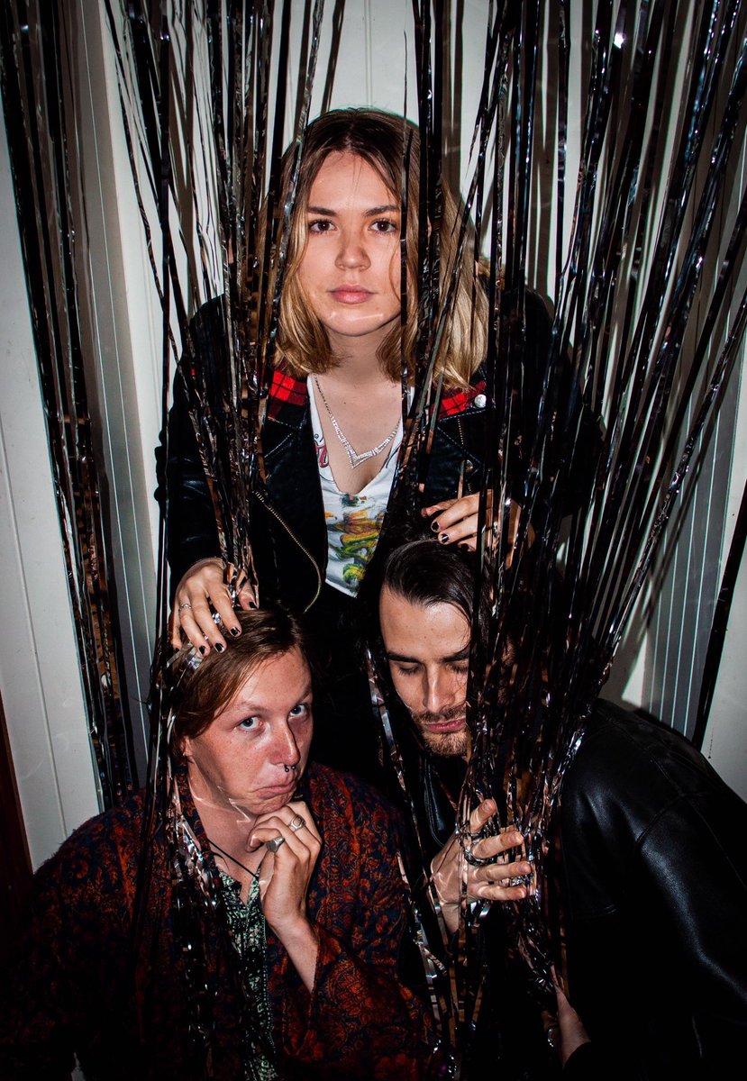 recklesscoast's tweet photo. PRE-SAVE NOW AVAILABLE!!!! 😱🔥 Link in bio ✌️✌️
Our fresh NEW single GOT THAT FEELIN' goes live THIS WEDNESDAY!! 
Pre-save and get ready for the day 🤘 It's almost here 
📸 acid.lense 
#upcomingsingle #brisbanemusic #aussieartist #party #glam https://t.co/1ogEVT6cQl