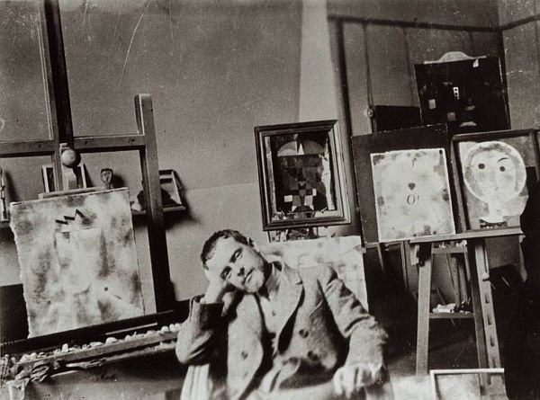 Kunst gibt nicht das Sichtbare wieder, sondern Kunst macht sichtbar. 

#PaulKlee *18.12.1879 Münchenbuchsee/Bern – 29.6.1940 Muralto/Tessin 

Zeichnen ist die Kunst, Striche spazieren zu führen. [Auserwählter, 1918]