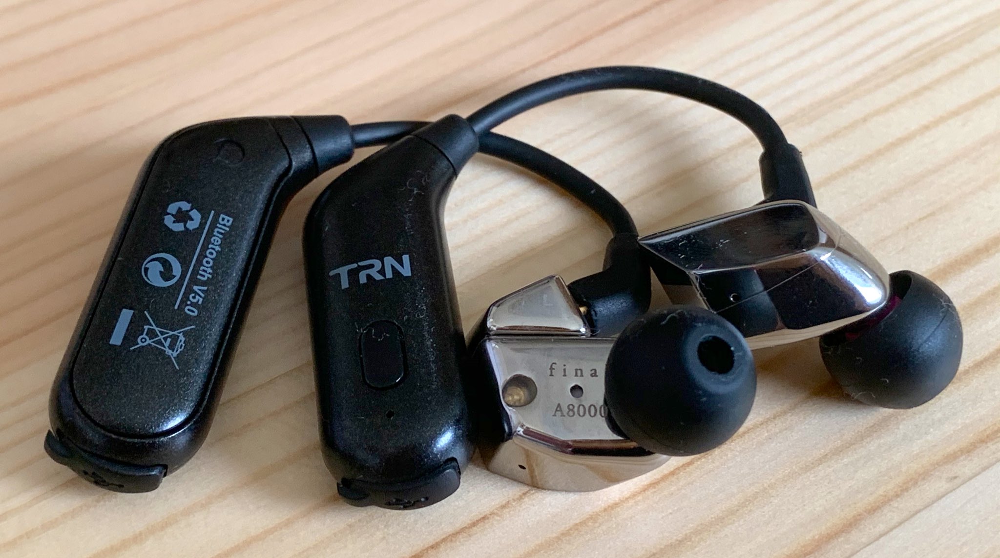 final A8000 買いました。結論:最高傑作のイヤホンの一つであり final A8000 買いました。結論:最高傑作のイヤホンの一つであり