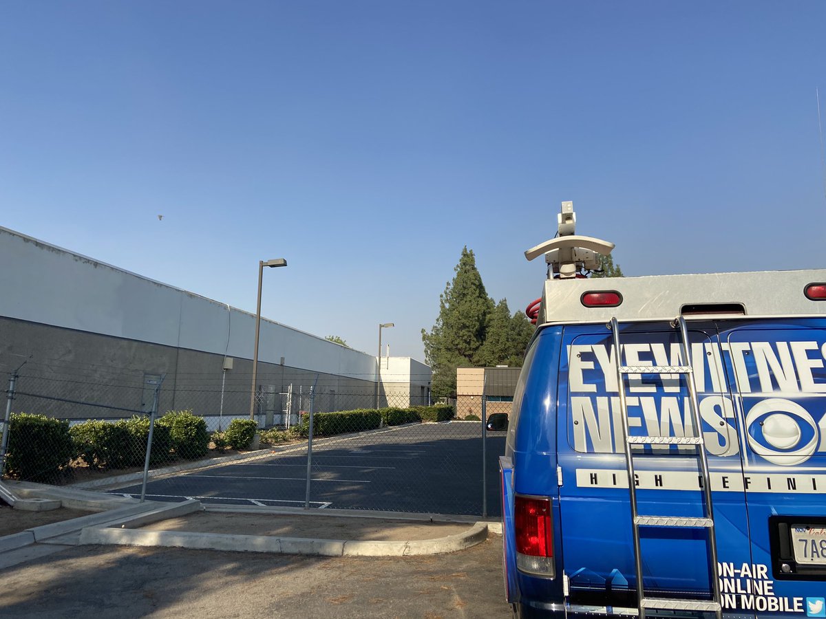 Kirsten_TV's tweet image. Smoke from the #Passfire is making its way into Fresno. Not very visible from our view but definitely smells smokey. @CAL_FIRE @justinsacher