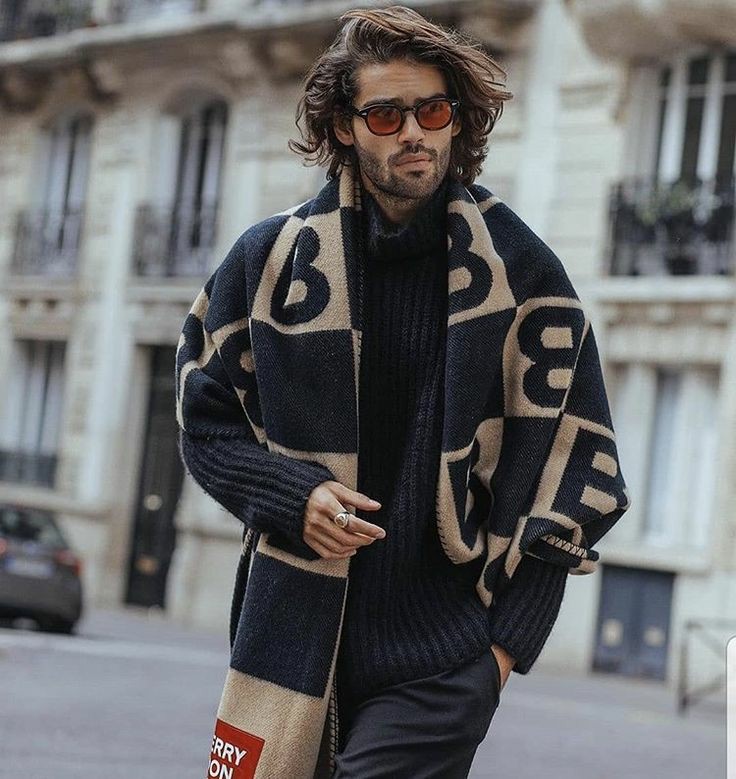 Me? Wearin' layers in the summertime outta habit? Looks like.