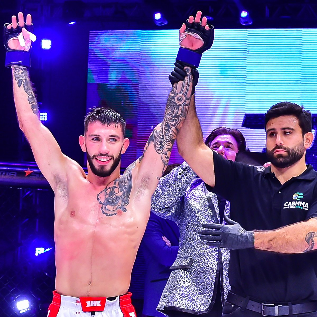 bravemmaf's tweet photo. Matheus Nicolau's dreams came true at #BRAVECF25 as he got his first #BRAVECF win in front of his home crowd in beautiful Belo Horizonte
.
@matheusnicolaumma https://t.co/Vb1mms5cTq