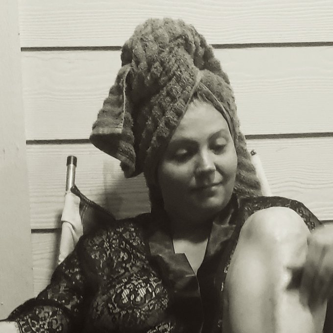 #Showerthoughts #horny #bbw #lingerie https://t.co/GrS8mP3oOI<a href="/tag/showerthoughts"class="tags">#Showerthoughts</a><a href="/tag/horny"class="tags">#horny</a><a href="/tag/bbw"class="tags">#bbw</a><a href="/tag/lingerie"class="tags">#lingerie</a>