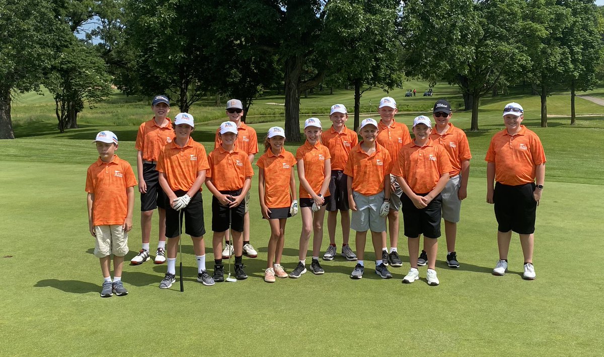 MascoutinGC's tweet photo. We had a great day of PGA JR League today! #pgajrleague #wigolf #pgapro https://t.co/YpLNsu3lpu