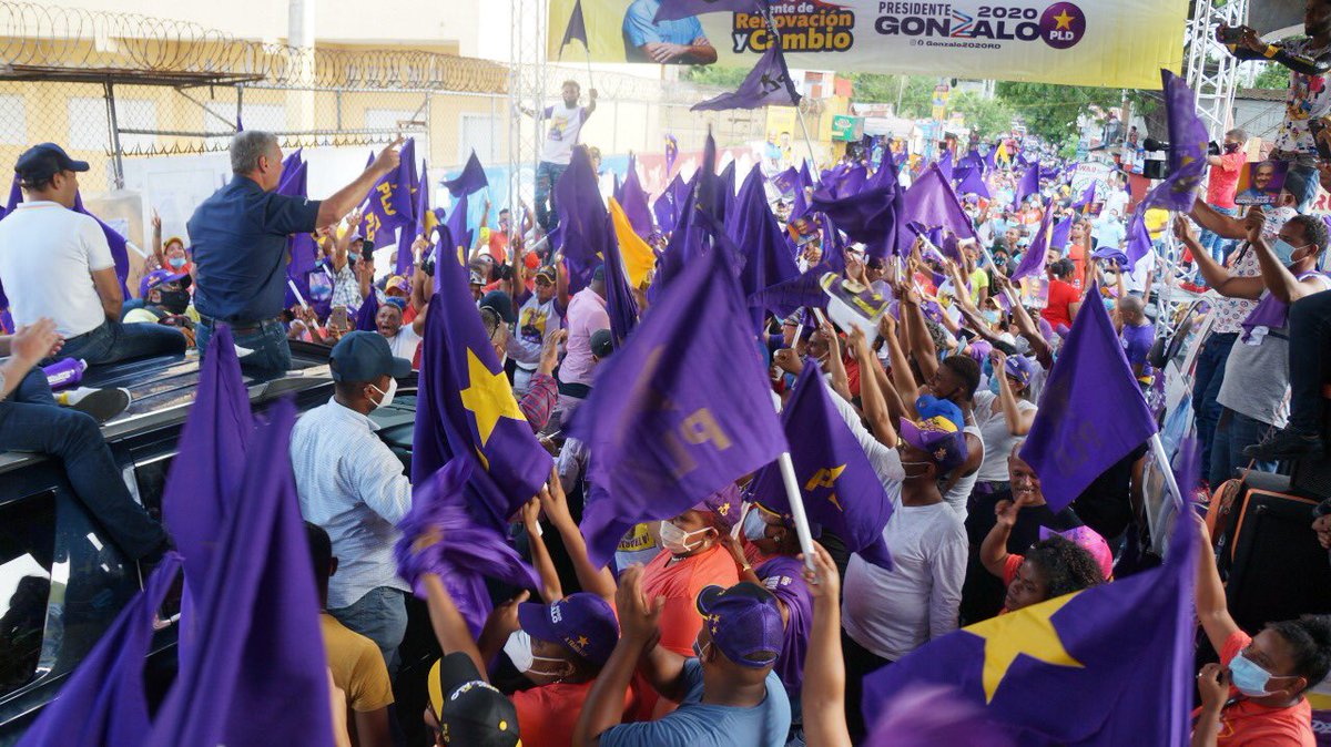 Espaillat reiteró hoy su fervor morado al recibir al Pdte <a href="/DaniloMedina/">Danilo Medina</a> y  al próximo Pdte @Gonzalo2020RD. Sellamos la victoria del Dgo 5 y el Pdte ratificó su apoyo a <a href="/JoseRafaelS/">José Rafael Vargas</a> como próximo senador. Todo está definido: triunfo arrollador este dgo 5 #GonzaloyDaniloInvencibles