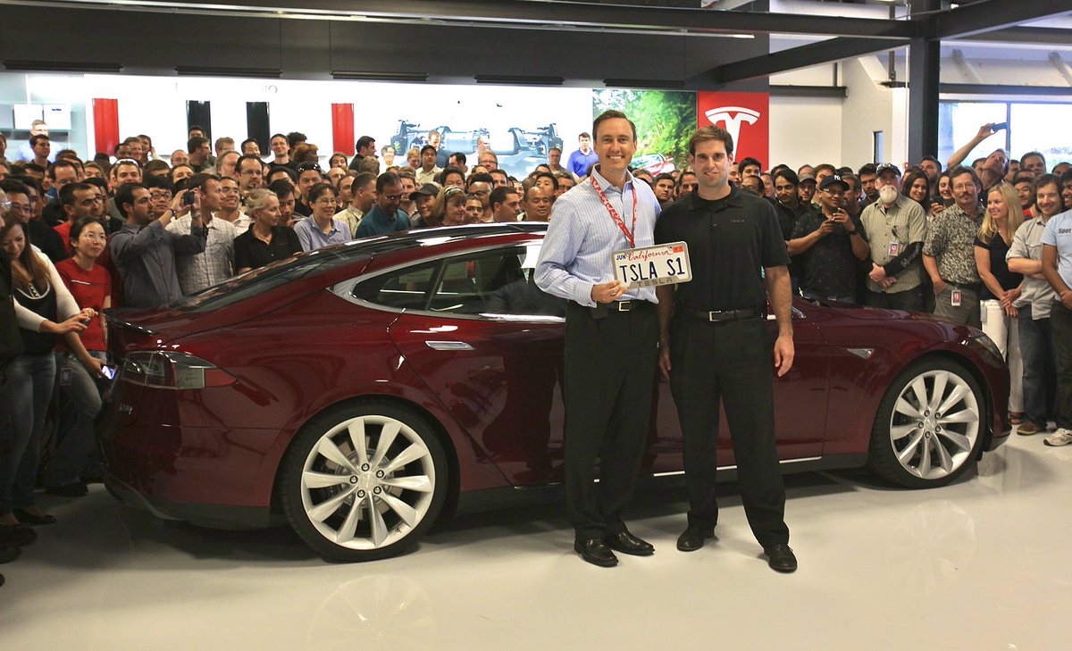 Steve Jurvetson Celebrating The First Tesla Model S Electrek S Retrospective Tesla Model S Turns 8 Years Old Changing The Entire Industry Over That Time T Co Jnzpnm72ls And My Little Video