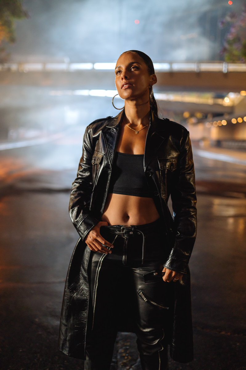 Alicia Keys tweet media