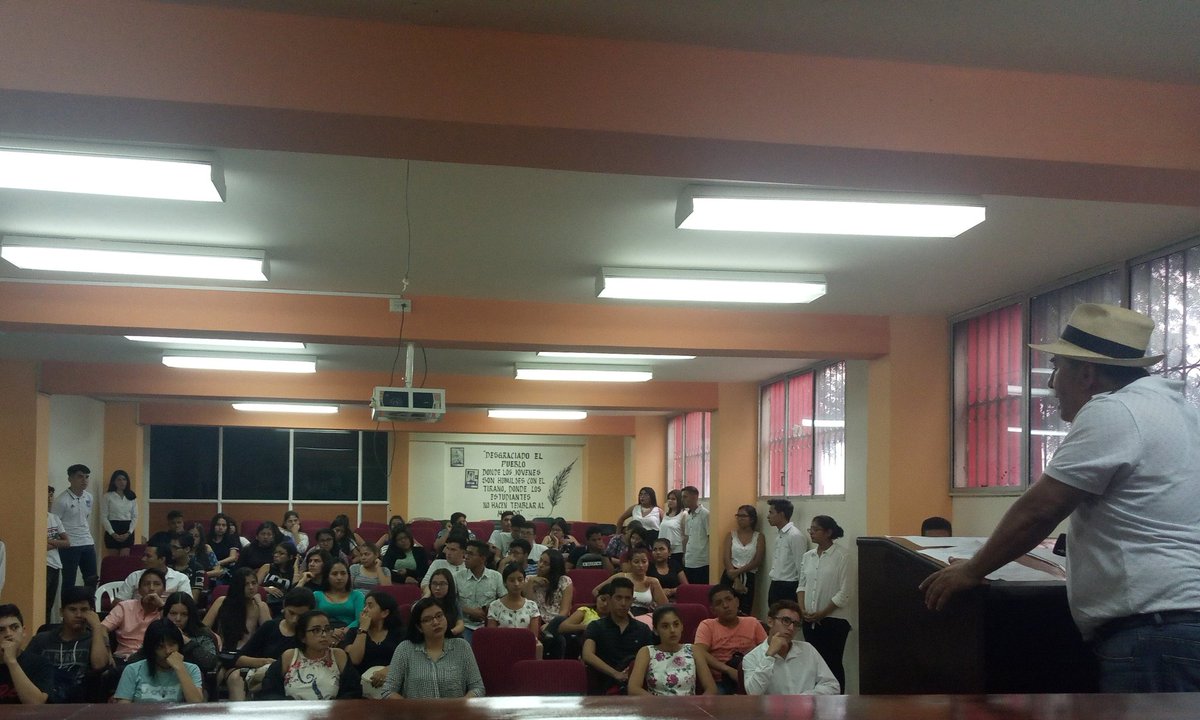 orgjopec's tweet photo. 🔙 Hace un año brindamos un coaching motivacional a los chicos del DANU de la @UleamEcuador. Gracias al Coach #LeonardoCaicedo por ser parte del evento y aportarnos sus buenas vibras. https://t.co/3XYEzivIkA