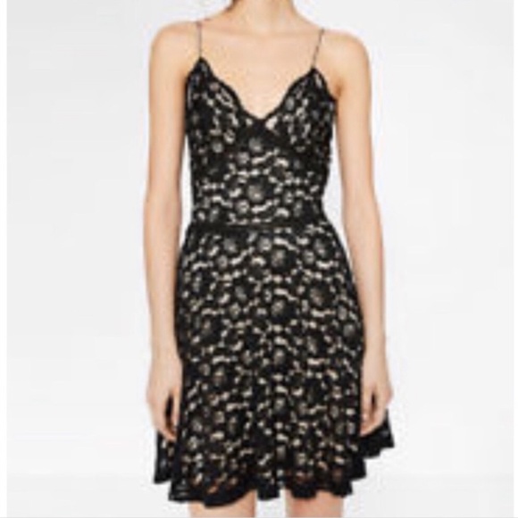 dale_keene's tweet photo. So good I had to share! Check out all the items I'm loving on @Poshmarkapp #poshmark #fashion #style #shopmycloset #madewell #zara #thejetsetdiaries: https://t.co/d90INUqbdZ https://t.co/nqAyNreGrz