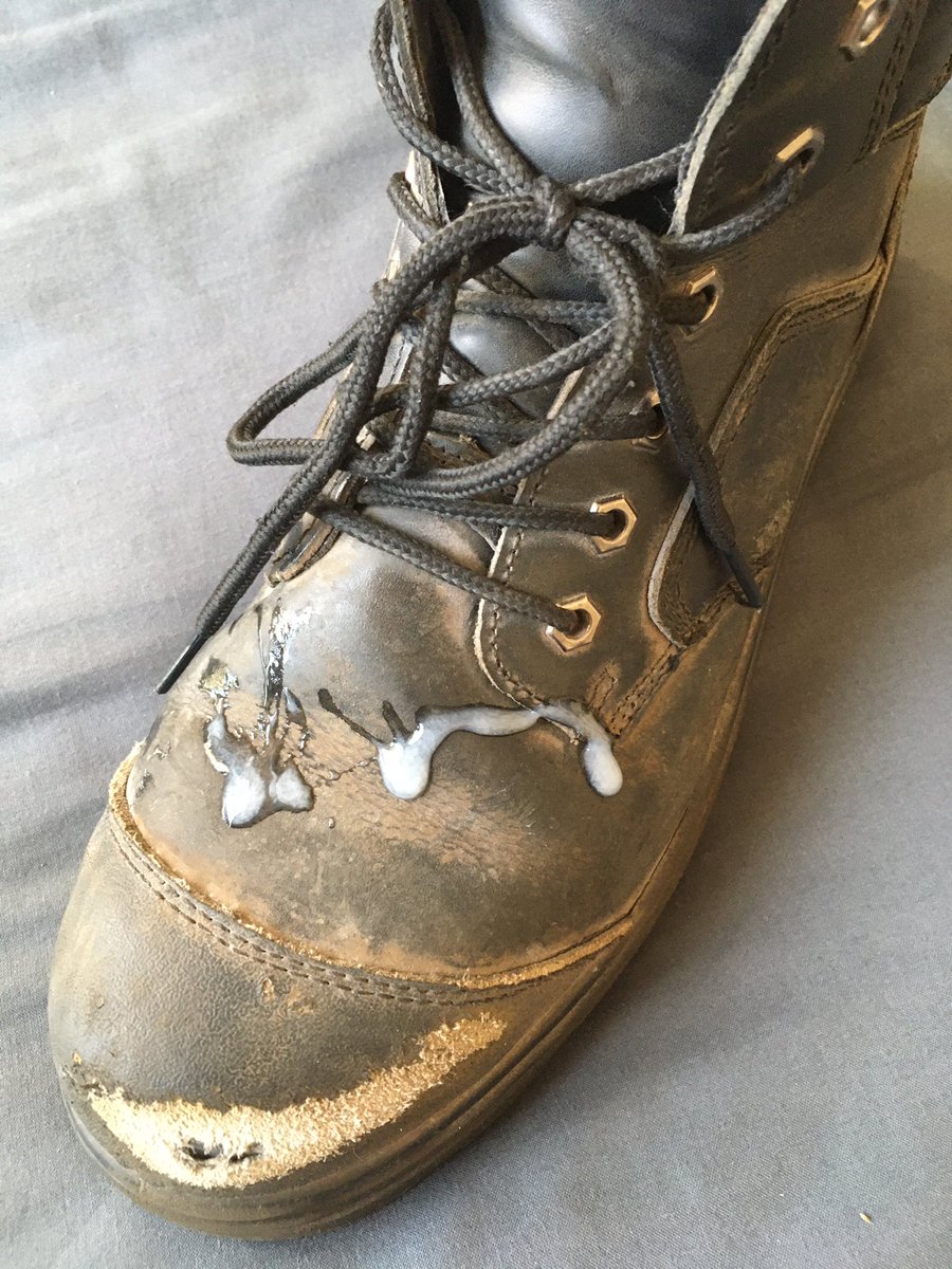 Jonny4Dad's tweet photo. Dad always told me to polish my boots before going back to work on a Monday... 
Let me know if you want to see the vid that goes with these pics 

#workgear #hivis #cumshot #scally #gayscally #ukgay #uncutcock #foreskin #ginger #gingerpubes #exhib #gingercock #cumdump #bbbh https://t.co/RhRvSgLzWk