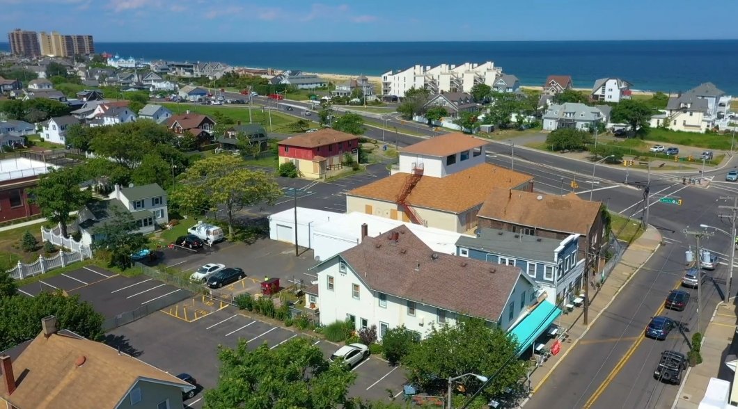 JG8412's tweet photo. Incredible investment opportunity coming soon. One block from the ocean. #LongBranch #NewJersey #realestate #ForSale #NJRealEstate #MonmouthCountyNJ #InvestmentProperty #Listing #Profitable #Property #DreamBig #Invest https://t.co/NDG5uM3PlS https://t.co/7Mlrq8ZZwh