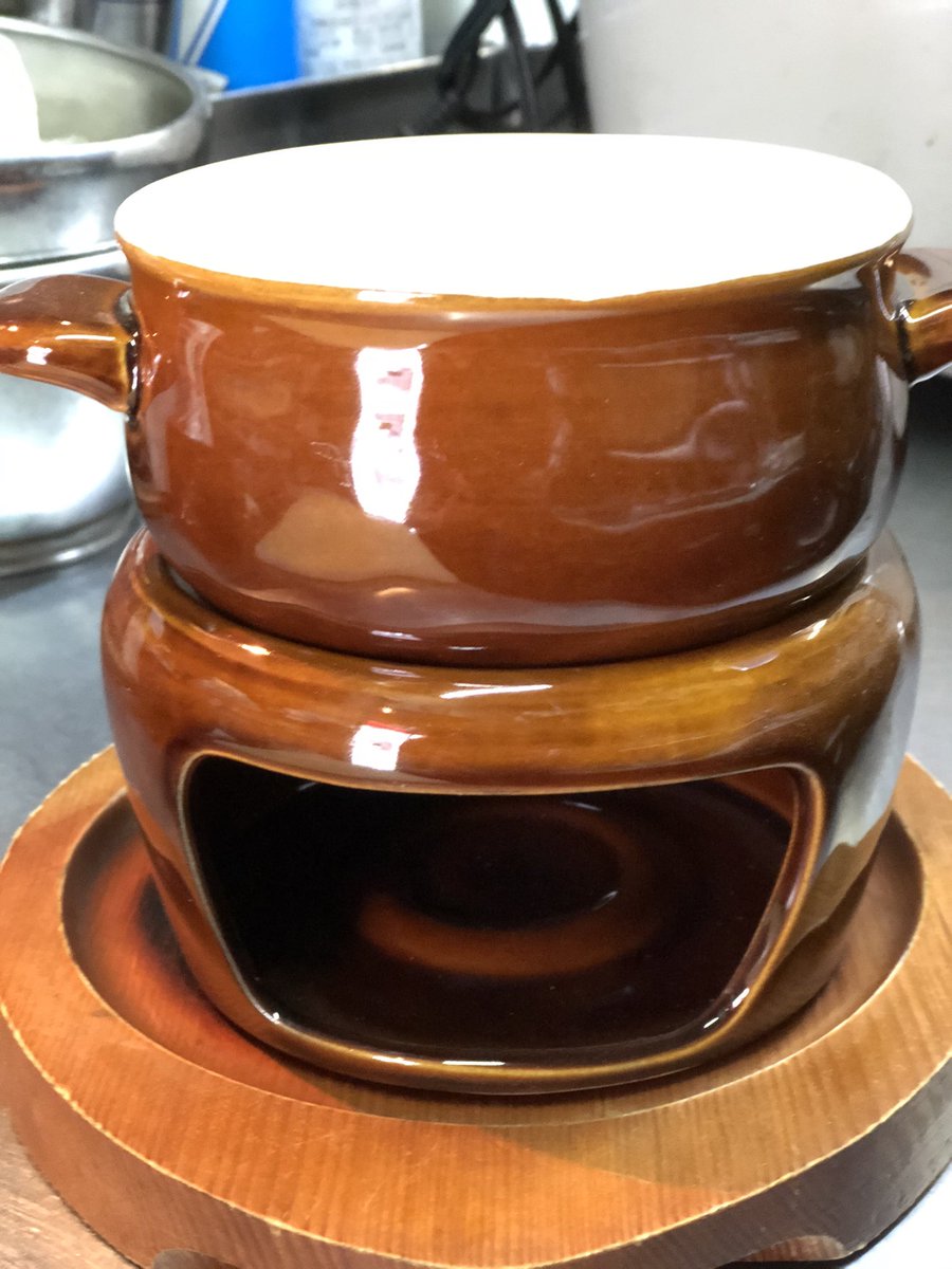 錦糸町 Japanese Spanish Bar しゅうと 入荷 天然生本鮪 上物です 活〆新鮮な真鯛 好評につき静岡県産の釜揚げしらす アヒージョにも 新しい器買っちった 何に使うでしょう ご予約ご来店お待ちしてます 錦糸町 スペイン料理