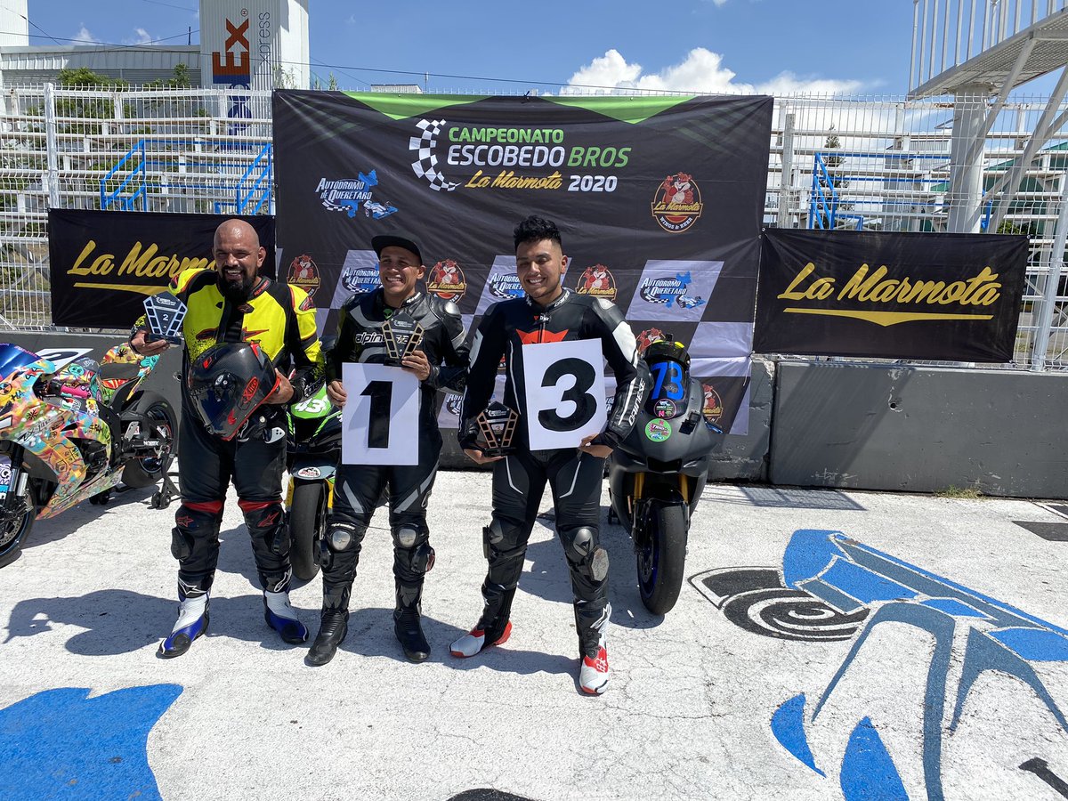pasionvelocidad's tweet photo. Ayer en la fecha 3 del Campeonato @escobedobros by Marmota corrieron las categorías Baja Cilindrada e intermedios y hoy las categorías novatos 600, 1000 y Expertos, y estas son las fotos del Podium de estas 3 categorías en las que estuvimos presentes. https://t.co/JwezRexUYh