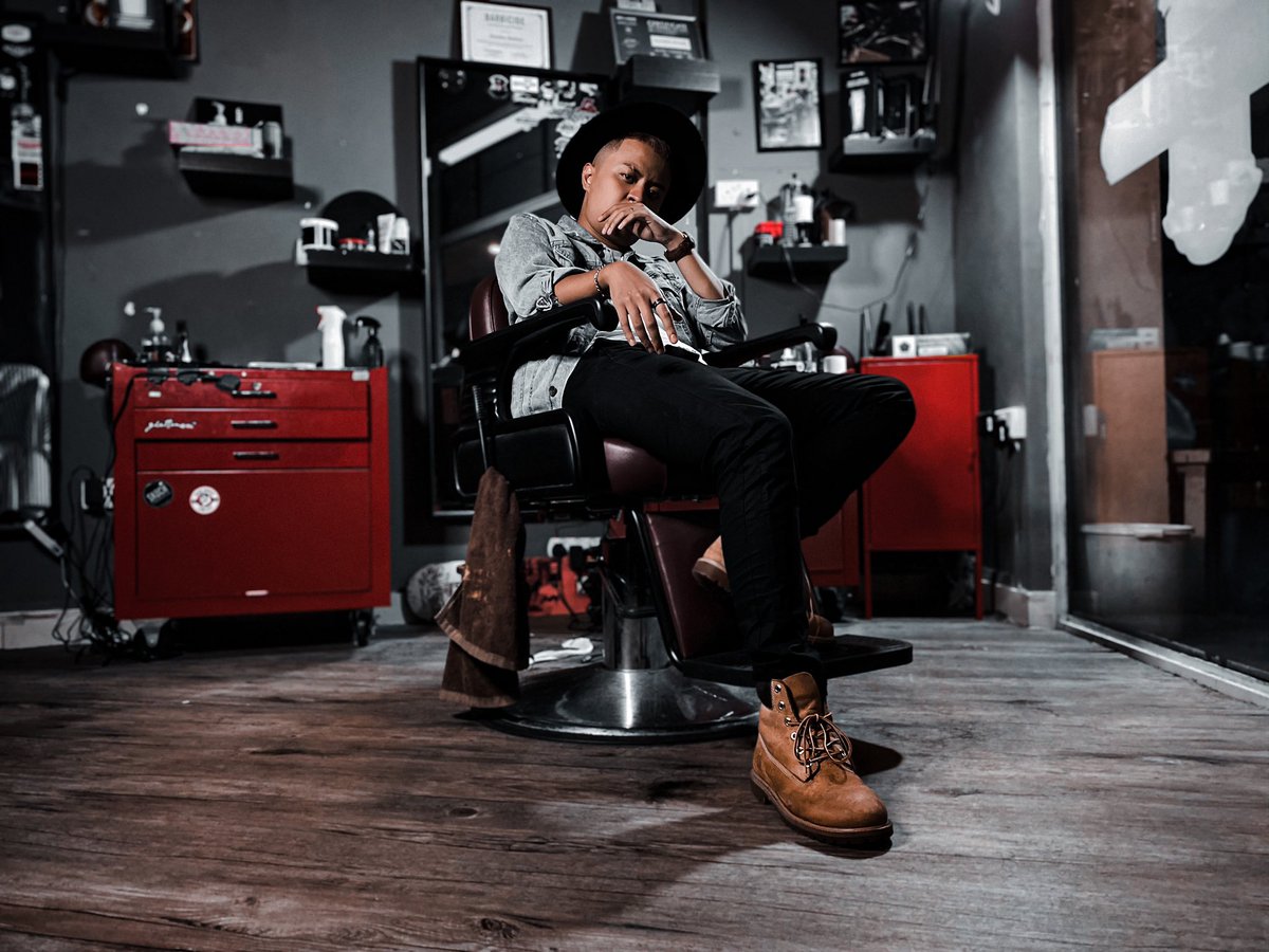 _firdisme's tweet photo. Im back! #barber #sgbarber #barbersg https://t.co/cSMsWm5I1Q