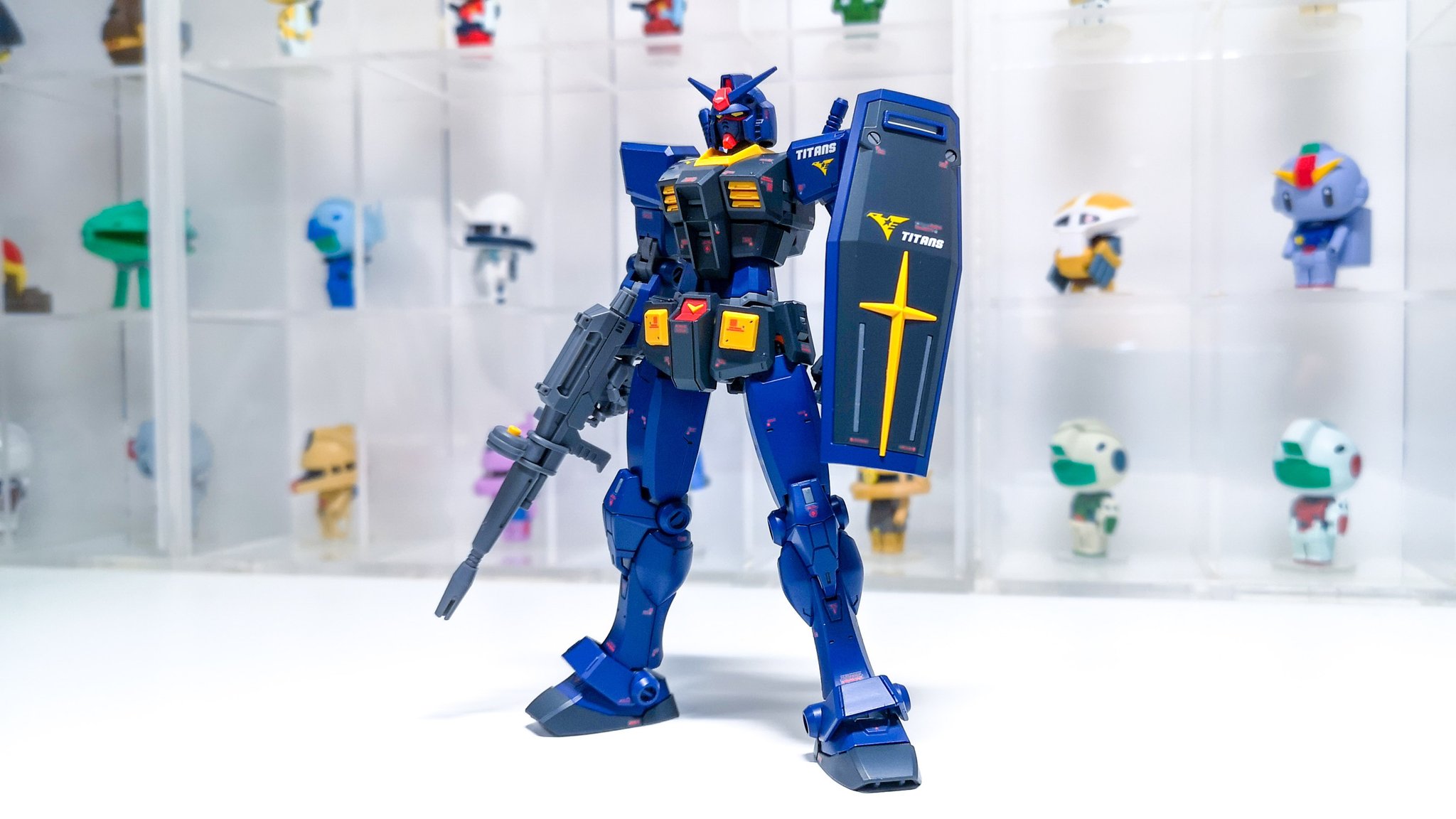 タカハシ Youtubeチャンネル タカラボ Hgガンダム ビヨンドグローバル をティターンズカラーにしてみました 厳つい目付きだったので 悪っぽいこのカラーリングにしたかったんですよね ティターンズ78は登場する作品や立体によって色の変更