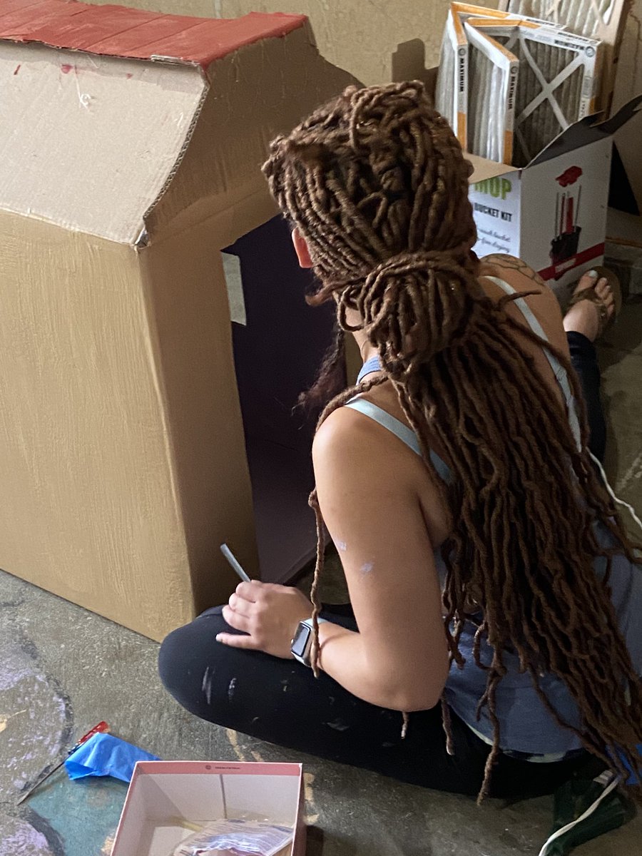 YoursTrulyMorg's tweet photo. Sooo I got bored and saw a box... today I created a little house for my baby girl! I cannot wait for her to play in it!! #momswhobuild #Creative #creativemoms #6hrslater https://t.co/KqLpPgGl9z