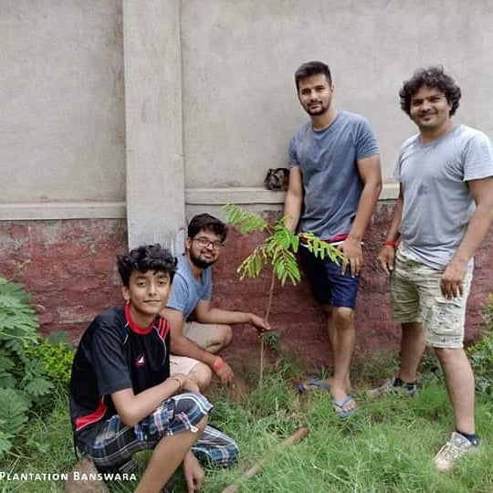 PukaarOrg's tweet photo. बेहतर भविष्य और पर्यावरण के निर्माता।
पुकार परिवार बाँसवाड़ा के लगातार अथक प्रयास, पिछले 120 रविवारों से।
.
जुड़े और सहायता करें-
https://t.co/ZZqS4cyV51
.
#Pukaarfoundation #PukaarBanswara #cause #Nonprofit #Banswara #Udaipur #Rajasthan #environment https://t.co/ps8514s632