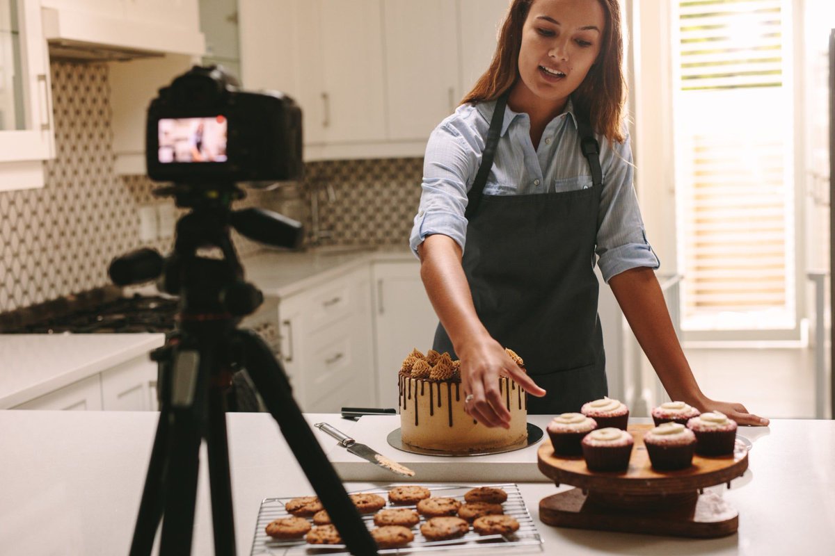 With the right mindset, and the right business education, entrepreneurs can build self-funded small businesses - whether they're side hustles or full-time careers. 

~

#startup #systemschange #startupcup #entrepreneur #smallbusiness

buff.ly/318UbYr