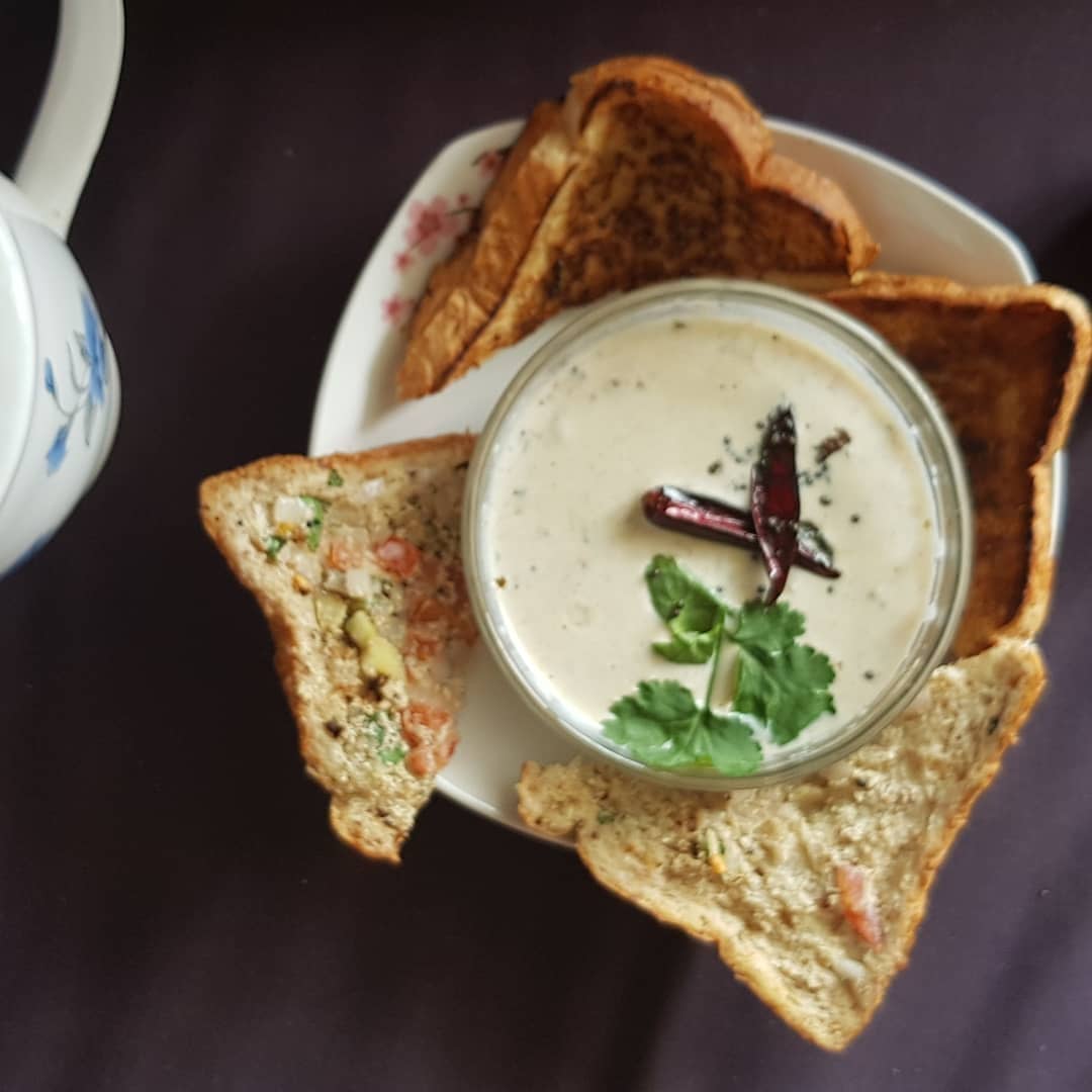 trishaanyaa's tweet photo. ■■Toasted multigrain bread with curd stuffing.

#Vegan
#healthyfood 
#vlog 
#blogging 
#blogger
#recipe
#kidsblogger 
#homechef
#Trishaanyaa
#EatClean
#CleantEats
#FitFood
#foodbloggers 
#follow4follow 
#followchain
#followme
#trending
#HealthyEating
#healthyrecipes https://t.co/f5Nszgh4Ox