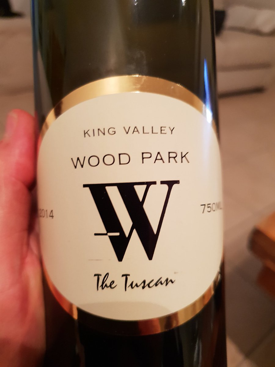 RandomWineScore's tweet image. Now enjoying the Tuscan 2014 from Wood Park with a hearty spicy Italian inspired winter stew. Chinque x varietal blend of #Cabernet, #Sangio, #Petit V, #Colorino (?) &amp;amp; #Shiraz. Dark cherry, body, depth &amp;amp; brightness combined. The X factor = 9/10 @ozwaz