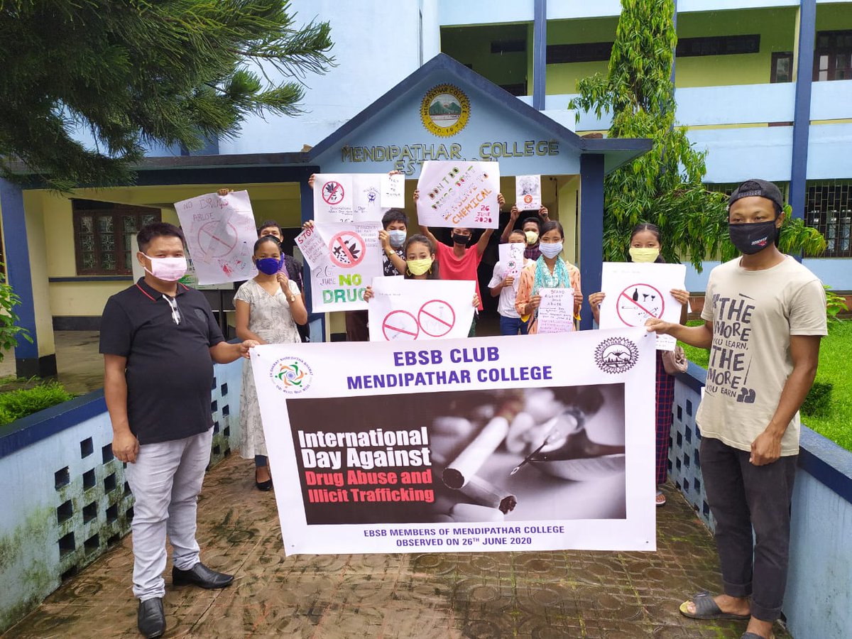 ebsbrusa's tweet photo. EBSB club of Mendipathar College, Meghalaya organised a drawing competition on the occasion of International Day Against Drug Abuse and Illicit Trafficking. #EBSBRUSAGOI #EkBharatShreshthaBharat @HRDMinistry @EBSB_MHRD https://t.co/OPtEKEIVg7