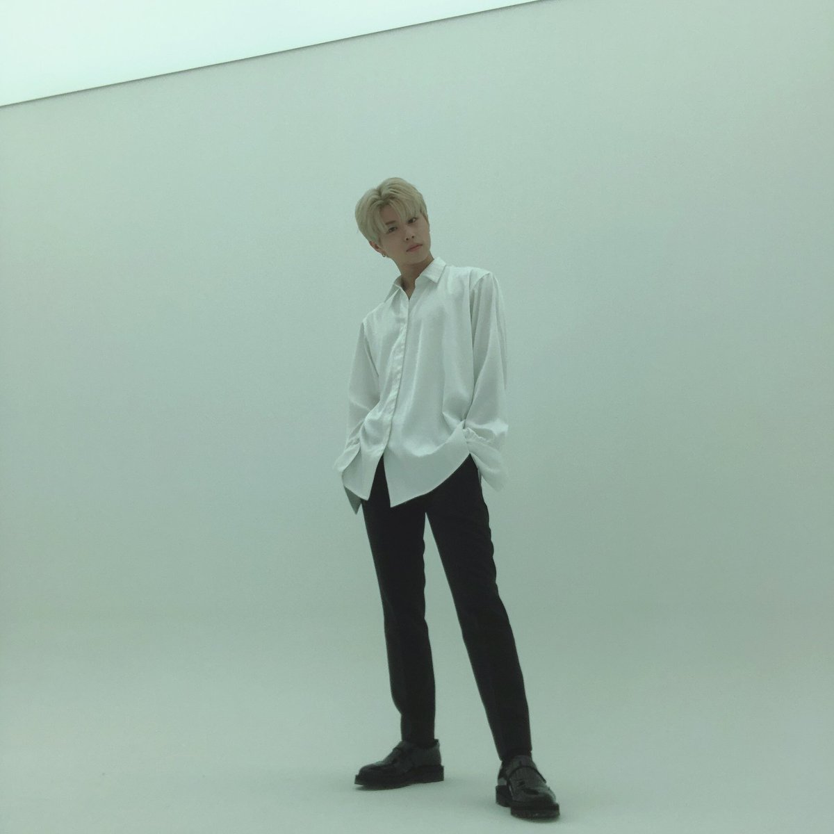 Official_SKYE_'s tweet photo. [#지안]

IN2U~!!! 좋은 하루 보내고 계신가요?
제가 준비한 지민 선배님의 Serendipity
는 잘 보셨나요?
지민 선배님의 무대영상을 보며 선배님께 
배울 점이 정말 많아서 
커버 작업을 하는 내내 
감사한 시간을 보냈습니다👍
부족하지만 이쁘게 봐주세요ㅎㅎ

#인투잇 #IN2IT #JIAHN https://t.co/4ebnp3Jm6L