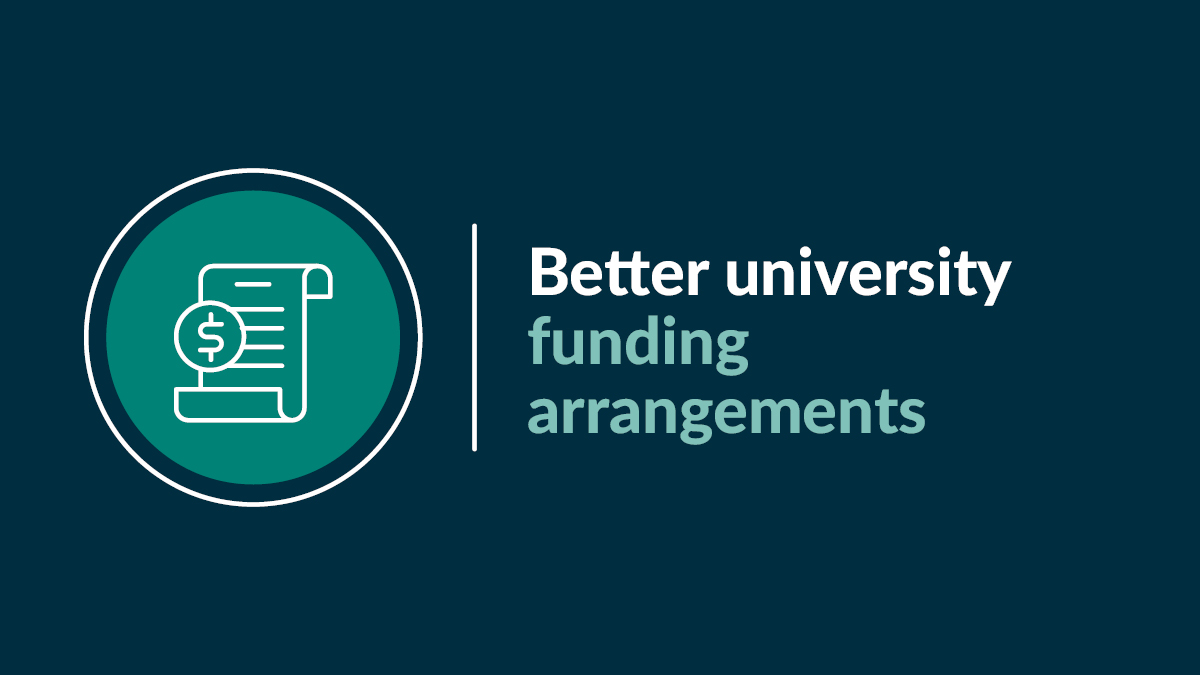 AusGovEducation's tweet image. #AusGov will fund more bachelor level places at unis from 2021.The additional places will allow unis to respond to the needs of their communities. For info: dese.gov.au/job-ready/bett… #HigherEd #jobreadygraduates