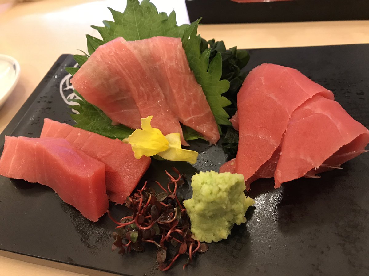 もりもり 激辛チャレンジ 人間ドックわず 特に意味なく すしざんまいのマグロとか鯨とか食べながら 秒でたらふく飲んだったw 推しメイドさんと飲むカフェと比べると無機質でなんとなくな時間やけど お客さんほぼゼロなので売り上げ貢献して帰ろ
