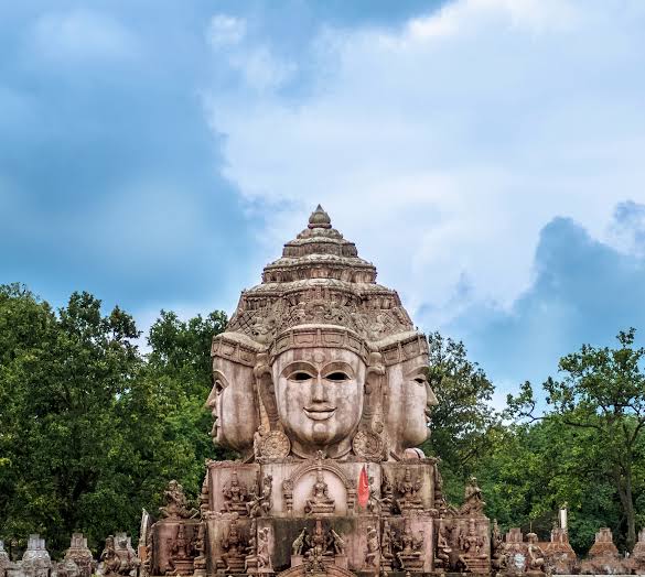 Faith:All Kalchuri dynasties were predominantly shaivites. Several Shaiva leaders (acharya) served as royal preceptors (rajaguru) to Kalachuri kings; these included Purusha-shiva, Shakti-shiva, Kirti-shiva, and Vimala-shiva. Gangeyadeva installed a Shivalinga at Piawan.