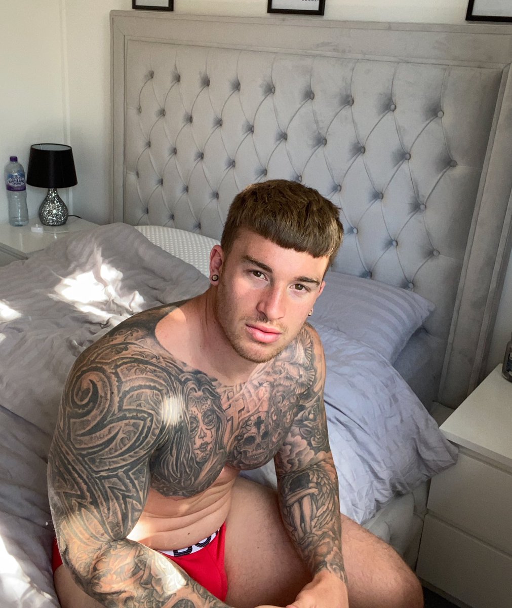 Chris Hatton (@hatts17) on Twitter photo 2020-06-29 07:53:57 Onlyfans.com/h...