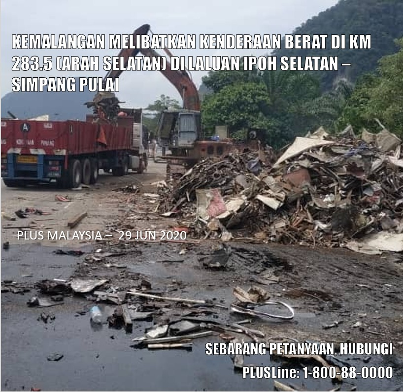 plustrafik's tweet image. 16:02hrs Status terkini, Laluan kontra masih diaktifkan di Km 283.5 - Km 285.5. Kerja pembersihan sedang giat dijalankan &amp;amp; trafik masih sesak 12Km manakala trafik arah utara perlahan 5km. Patuhi arahan papan tanda di lokasi.@LLMinfotrafik