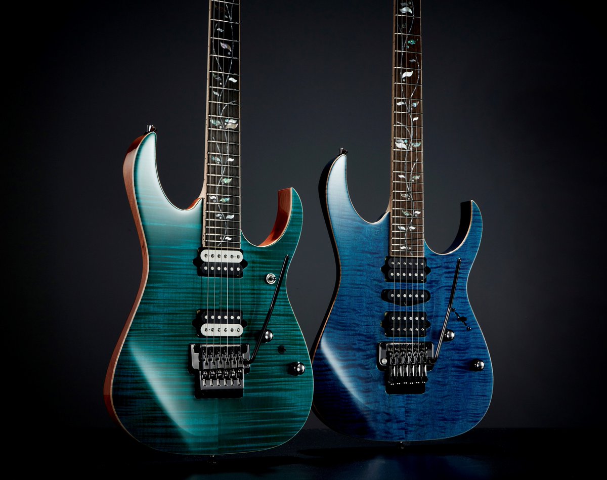 Twitter 上的 Ibanezjapan Ibanezの 青いギター をご紹介 Rg85 Ge Green Emerald Rg8570z Rbs Royal Blue Sapphire J Customより 碧いギター と 青いギター Rg85 Ge Rg8570z Rbs T Co Ilgc5xmigy 僕の青いギターかっこいい選手権