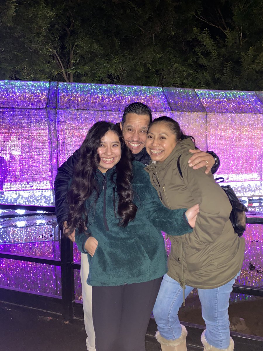 Steph_Romero15's tweet photo. The most important people in my life. I am forever grateful for my little family, I may have not grown up with a big family but these three people have given me all the love I need. I won’t ever be able to repay them for all they’ve done for me but I will never stop trying to https://t.co/ydtEtKa9ps